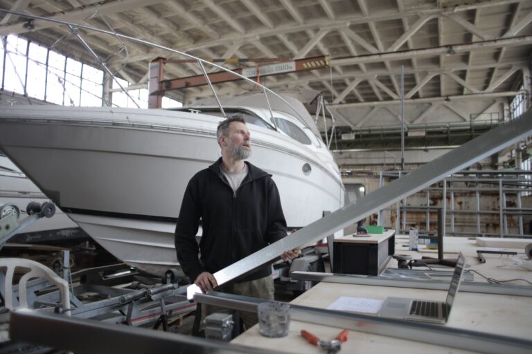 MEM30919 Certificate III in Boating Services