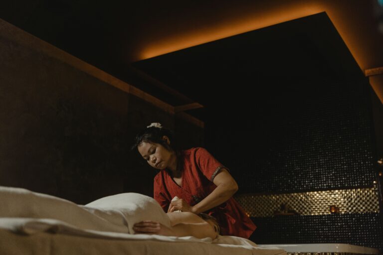 HLT42021 Certificate IV in Massage Therapy
