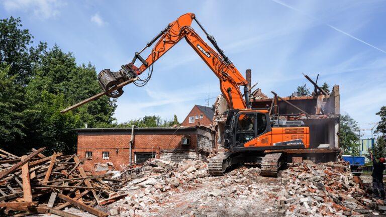 CPC41020 Certificate IV in Demolition