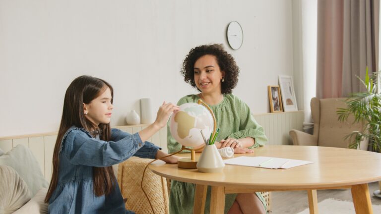 CHC30221 Certificate III in School Based Education Support